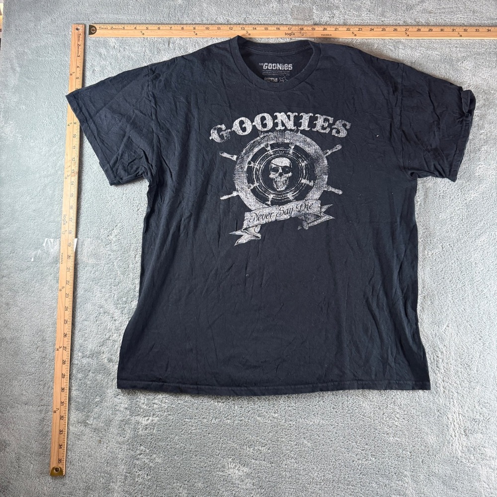 The Goonies Never Say Die Ripple Junction Black Graphic T-Shirt‎ XL Mens Skull